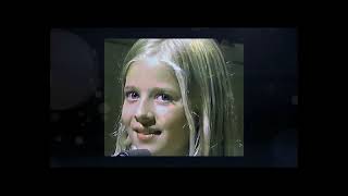 2009 Jackie Evancho~Memory   Cats