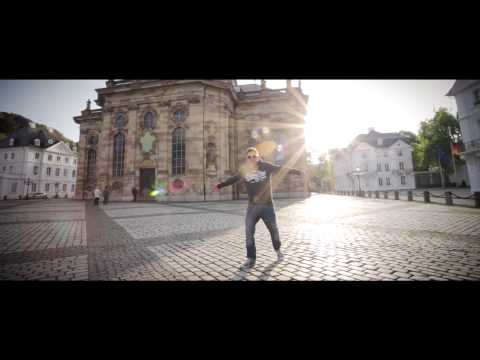 download lagu mp3 mp4 Esta, download lagu Esta gratis, unduh video klip Esta
