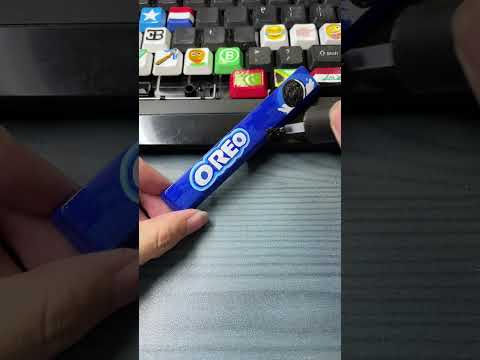 Drawing a Oreo on the space button #keyboard #shorts #diy #art #tiktok #trending