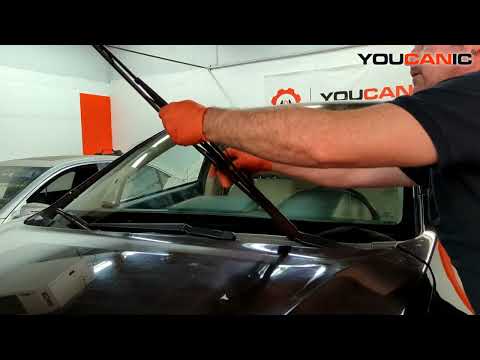 2012-2016 Subaru Impreza – Front Windshield Wiper Replacement