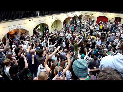 Flash Mob London Choir - Covent Garden 30 May 2011
