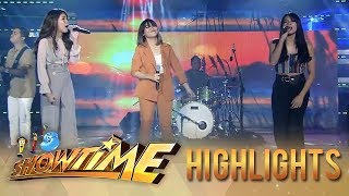 Marielle and Gidget&#39;s own rendition of Kahit Ayaw Mo Na with This Band | It&#39;s Showtime