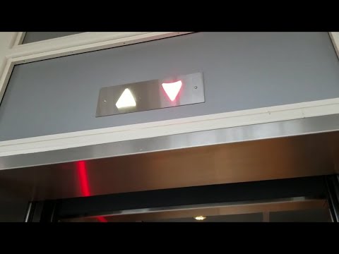 Schumacher Hydraulic Elevator @ Metro Transit Park & Ride - Maplewood, MN