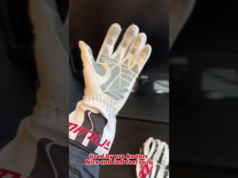 My karting gloves