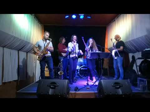 EMOTiKON - Emotikon - Nohama na zemi