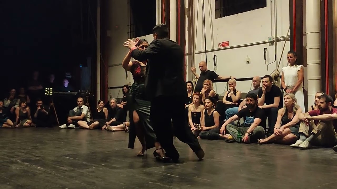 Video thumbnail for Octavio Fernandez y Corina Herrera 04 - "La ultima Curda" - Anibal Troilo