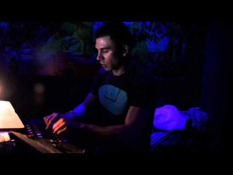 Ioan gamboa @ Electronic Colors Showcase (Moroder sound club)