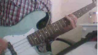 Me first and the gimme gimmes Danny&#39;s song bass cover