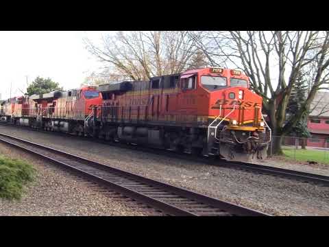 RxR Crossing malfunction + CGOX & CGAX Grain train #21 (3/24/18)
