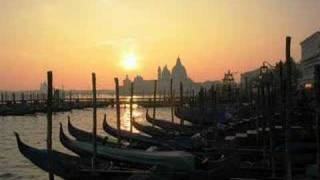 UST Singers - Leonardo Dreams of His Flying Machine