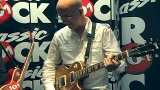 How to Play Guitar - Riffs 101 Lesson #18: AC/DC's Highway To Hell