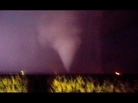 Pontiac tornado and northern Illinois lightning barrage - June 22, 2016