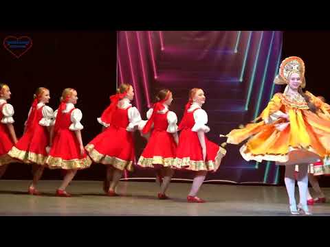 upskirt dance4
