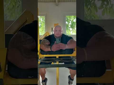 Balogh Roberto 2023 - Menekülők tőled (Alexnak Tápióbicskére)