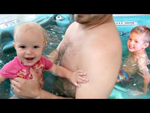 download lagu mp3 mp4 Kids Tub Party, download lagu Kids Tub Party gratis, unduh video klip Kids Tub Party