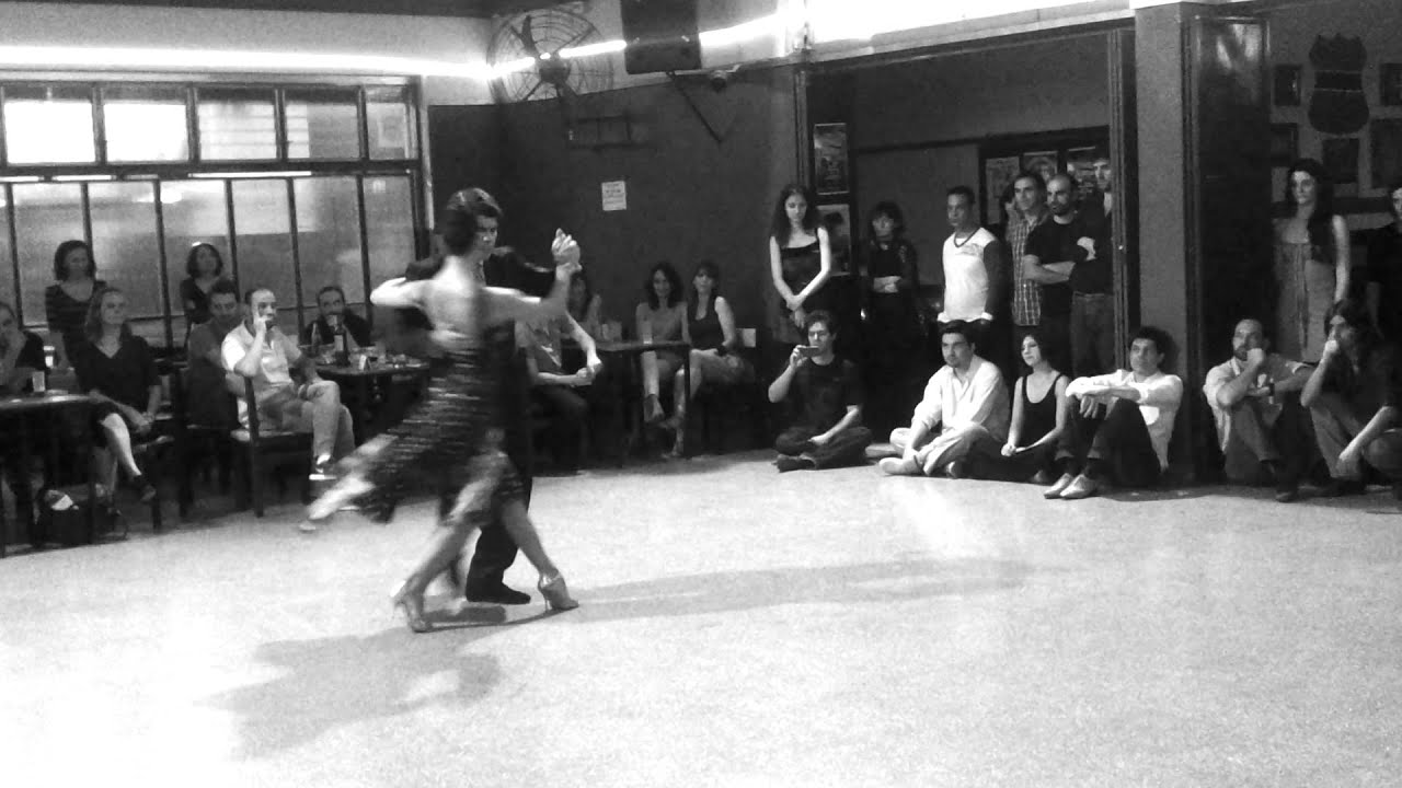 Alejandra Hobert y Adrian Veredice en ZUM 1