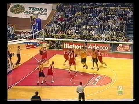 1998/99.- Adecco Estudiantes 93 vs FC Barcelona 77 (Final Ida - Copa Korac)