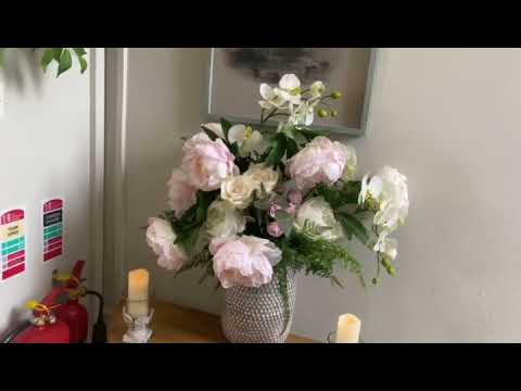 Younique Aesthetics Clinic Belfast Virtual Tour