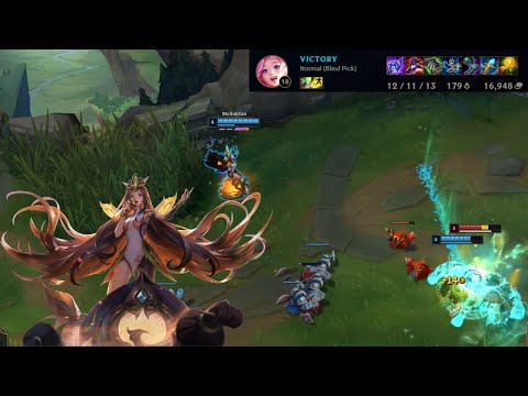 First Time Playing Seraphine in League of Legends PC: Let's Make Some Music!