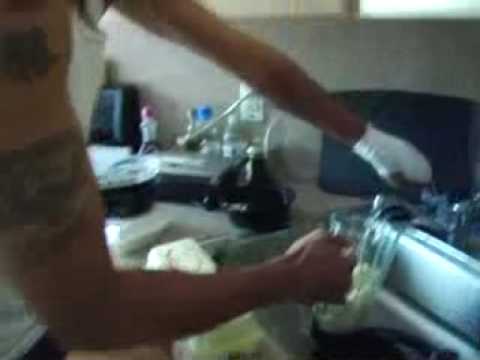crackheads gone wild...food fights!