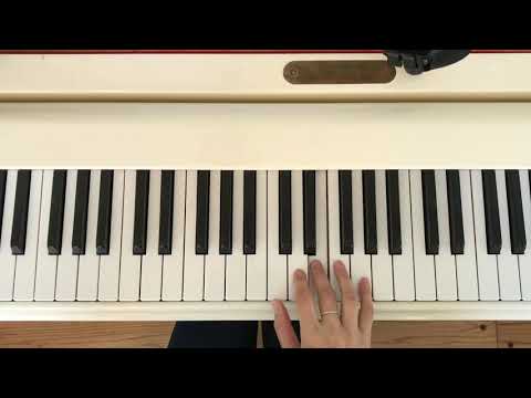 Au Claire de la Lune p.24 (Alfred All-In-One Course Level 1) [Beginner Piano]