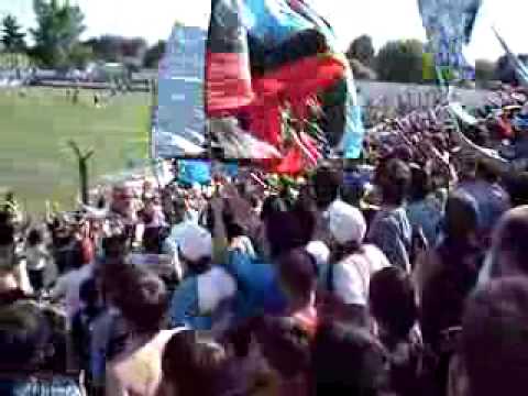 "Hinchada de Brown vs Temperley año 2005" Barra: Los Pibes del Barrio &bull; Club: Brown de Adrogué