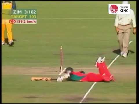 Thrilling Finish | Australia v Zimbabwe at Perth | Carlton & United Tri Series 2000-01