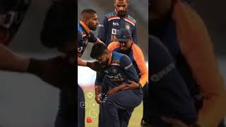 SHREYAS IYER | Shreyas injury 🤕...| Get Well Soon..🥺 | Come Back For IPL 2021.. |  Humdurd...