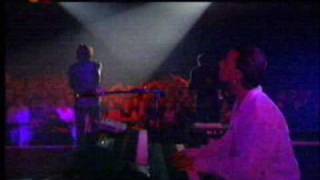 Simple Minds - Let there be love live at Paris 1995
