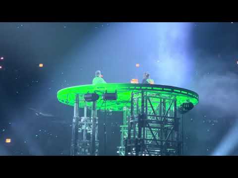 Feid - Prohibidox (Live in Chicago 2024)