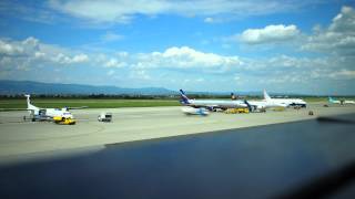 preview picture of video 'Zagreb Airport'