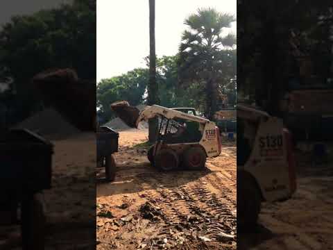 Bobcat S130 | Construction life #shorts #construction