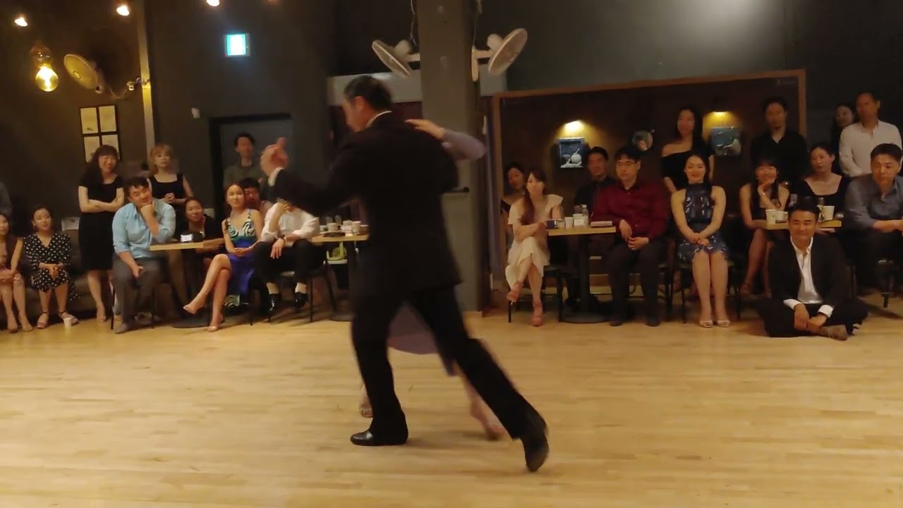 [Juan D'Arienzo, Alberto Echagüe - Estampa De Varón] Diego Ortega & Aldana Silveyra