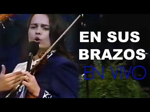Karina Moreno Con El Mariachi Los Salmos - En Sus Brazos (Arkansas 1997)