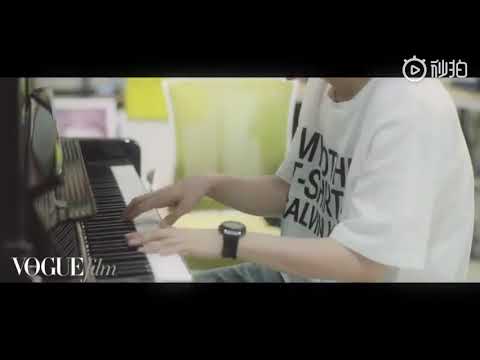 190703  Lay / Zhang Yixing  [ 张艺兴 ]  Vogue vlog