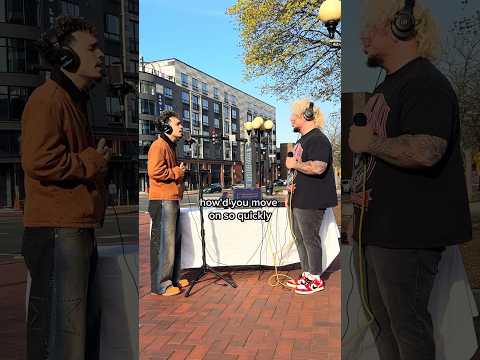 Wow, you can feel the heartbreak #pickuptheheadphones #streetperformer @marcusrodriguezofficial