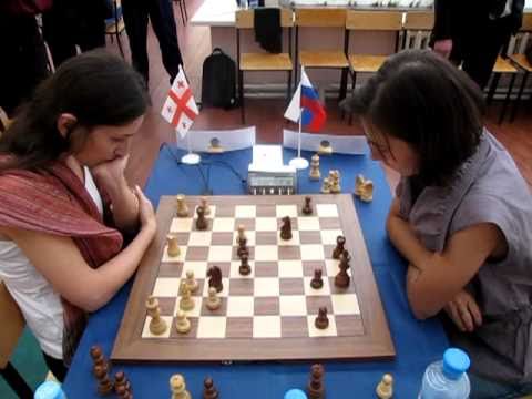 2010-09-15 ??? - Charochkina ENDGAME World Woman Chess Blitz EGF 10 11*