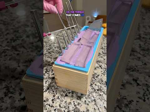 Is This Not Obvious?😳😫 #soapmaking #soap #soapcutting #shortsvideo #smallbusiness #soapmaker