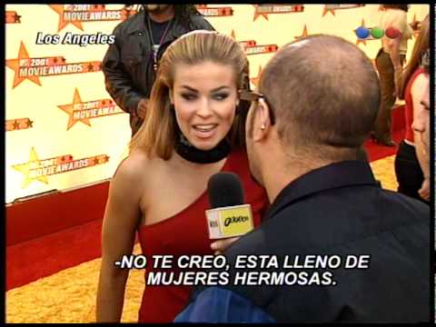 MTV Movie Awards, Carmen Electra - Versus