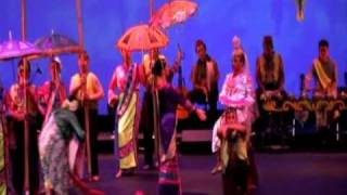 Fiesta Filipina Dance Troupe in Sulyap (Glimpse) - Singkil