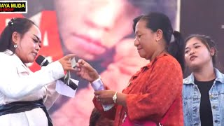 Download lagu FOTO KENANGAN _ AYU SRIWIJAYAMUDA live ds Sukagumiwang blok Plumbon Sukagumiwang Indramayu mp3 Download lagu FOTO KENANGAN _ AYU SRIWIJAYAMUDA live ds Sukagumiwang blok Plumbon Sukagumiwang Indramayu mp3