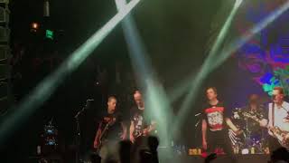 Die Toten Hosen &amp; Ciro Pertusi - Dónde las Águilas se Atreven - Buenos Aires - 30/9/2017