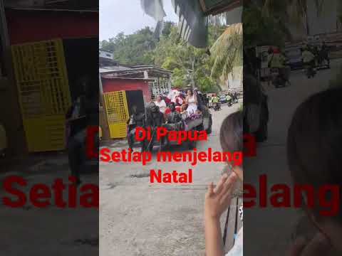 SANTA CLAUS #christmas #santaclaus #papua #jayapura #shorts