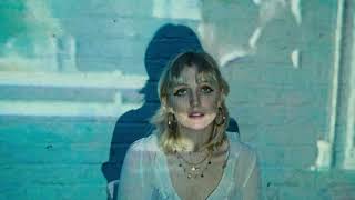 Abbie Ozard – “Grown”