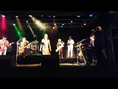 Drop it! Live @ DWK Stage Zutphen 16-04-2016. Amanda marshall - Birmingham