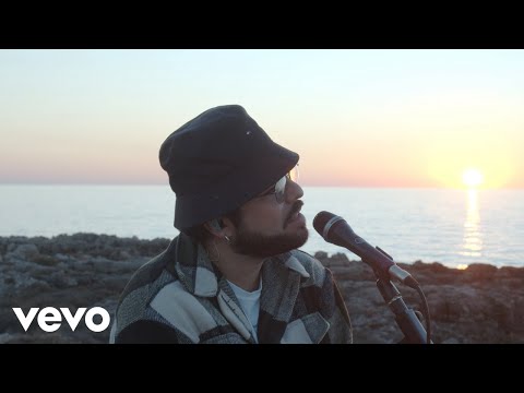 Damiano Mulino - Un bacio alla francese (Live piano e voce)