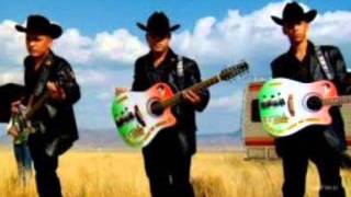 popurri de cumbias  los cuates de sinaloa (que levante la mano,cumbia morena)