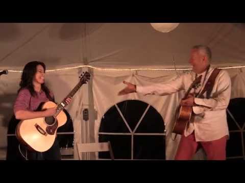 Struttin'   Tommy Emmanuel & Jennifer Twombley