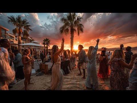 Midnight Frequency – Hypnotic Tech Funk Experience #DEEPHOUSE 