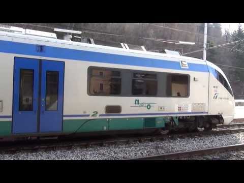 TRENO MINUETTO IN STAZIONE A LIMONE P. (CN) 16 - 4 - 2013.